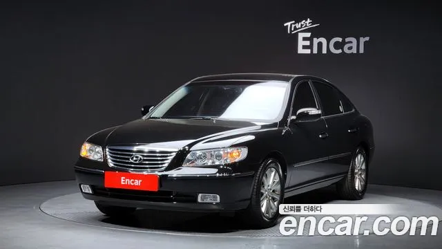 Hyundai Grandeur Q270 Base