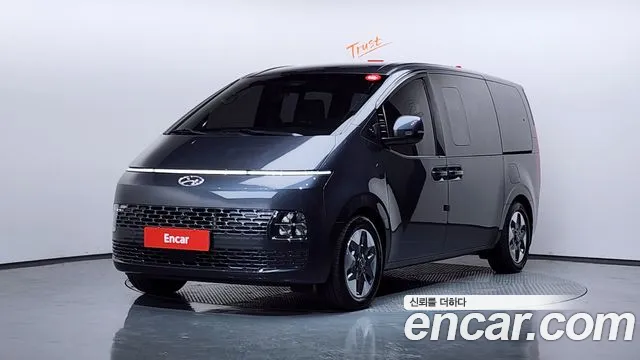 Hyundai Staria 4WD 9
