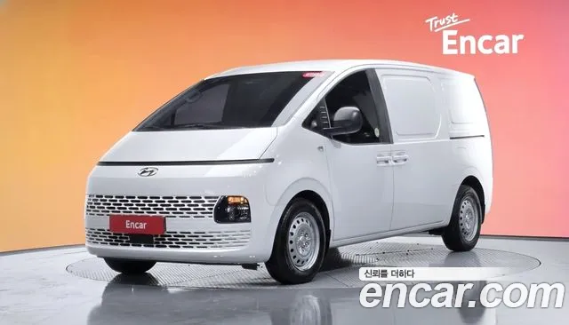 Hyundai Staria 3