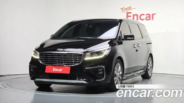 Kia The New Carnival 9 Noblesse