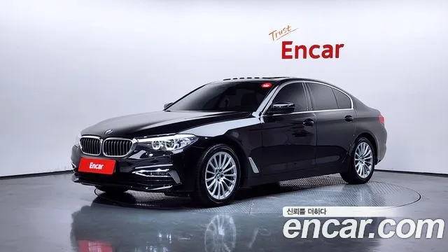 BMW 5 (G30) 520i