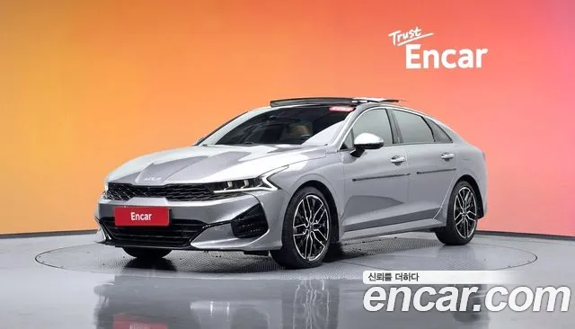 Kia K5 III 1.6 Turbo Signature