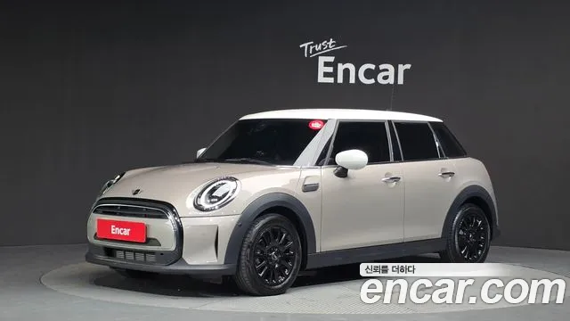 MINI Cooper 5 3