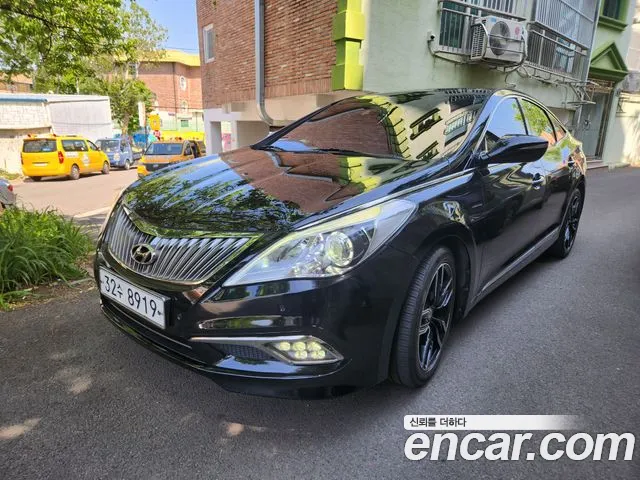 Hyundai Grandeur HG HG240