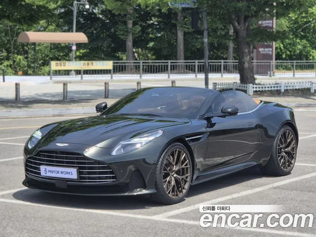 DB12 4.0 V8