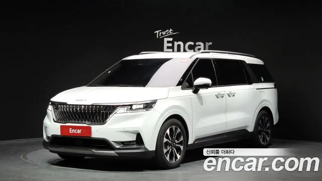 Kia Carnival 4 Gasoline 9 Signature
