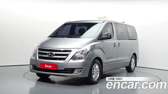 Hyundai Grand Starex 12