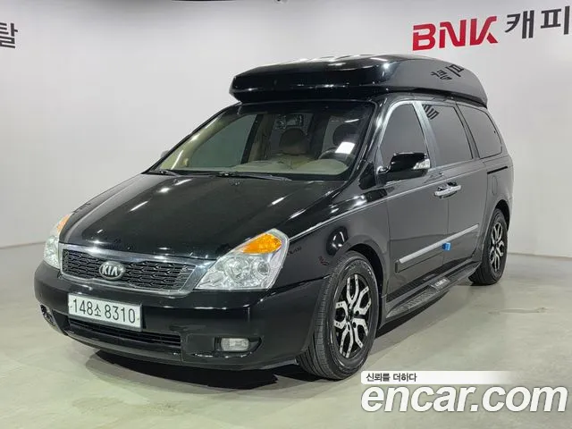 Kia Carnival R Carnival GLX Premium