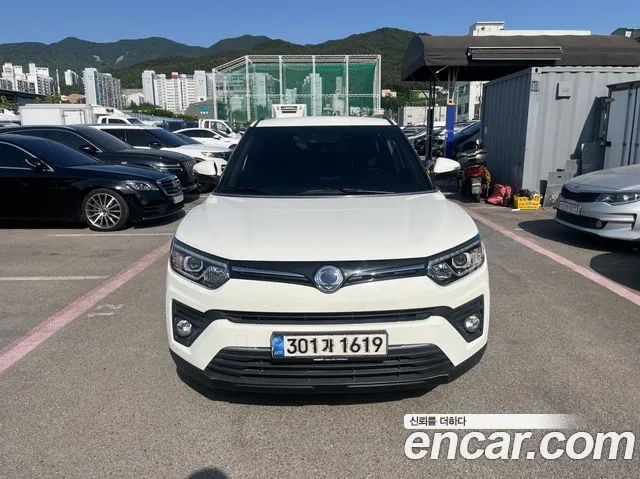 KG Mobility(SsangYong) Tivoli Gasoline 1.5 2WD V3