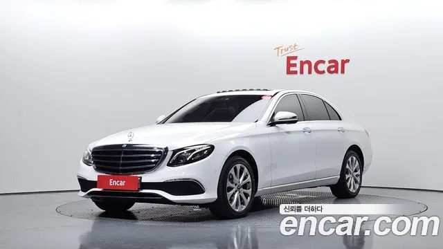 Mercedes-Benz E- W213 E220d 4MATIC Exclusive
