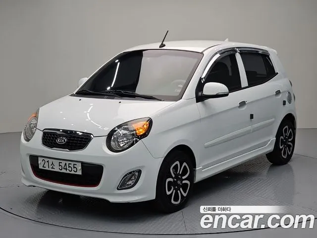 Kia SLX