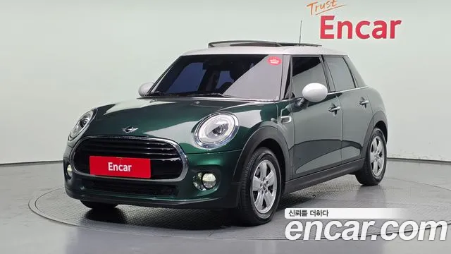 MINI Cooper D 5 Base 3