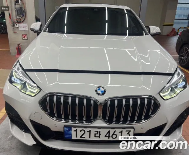 BMW 2 (F44) 220i M
