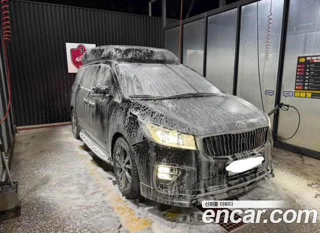 Kia The New Carnival 9 Prestige