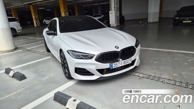 BMW 8 (G15) M850i xDrive