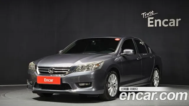 Honda Accord 2.4 9