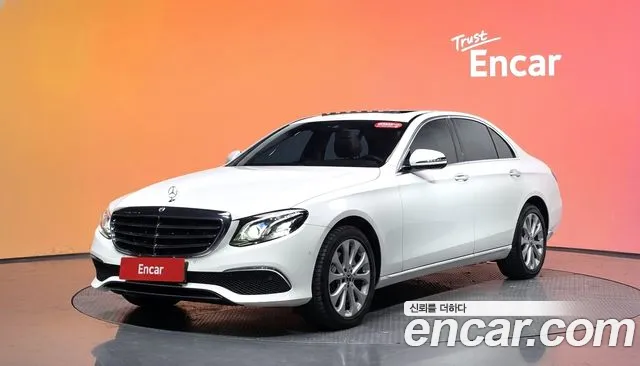 Mercedes-Benz E- W213 E220d 4MATIC Exclusive