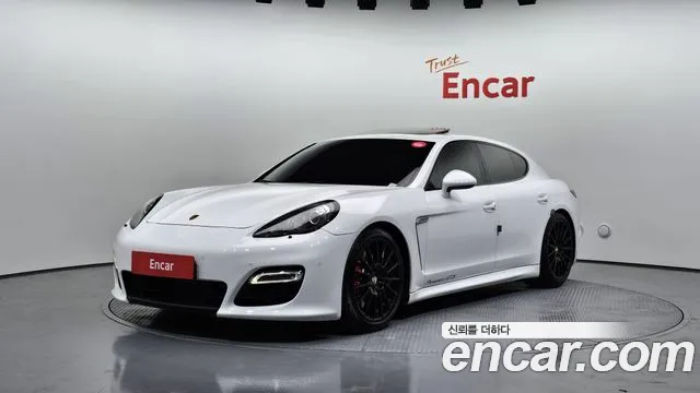 Porsche Panamera 4.8 GTS 970