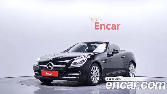 Mercedes-Benz SLK- 200 R172