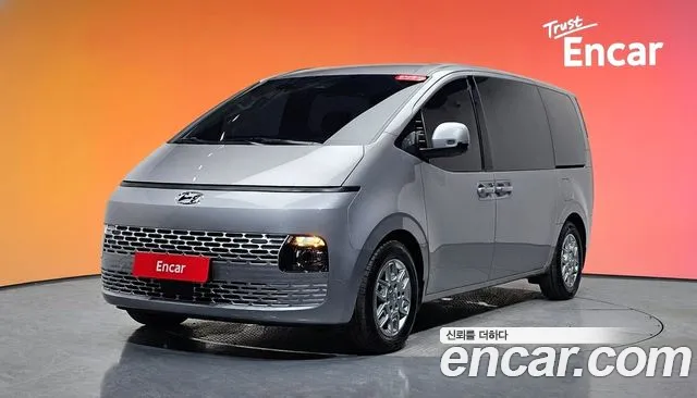 Hyundai Staria L3.5 11