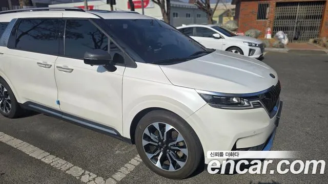 Kia Carnival 4 9 Signature