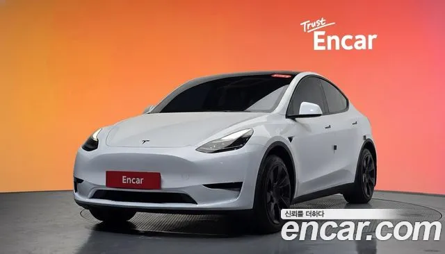 Tesla Y RWD