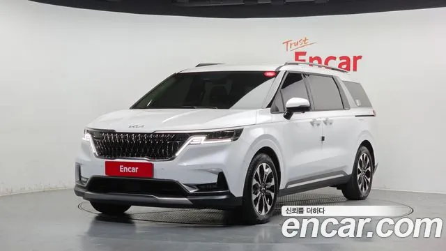 Kia Carnival 4 Gasoline 9 Signature