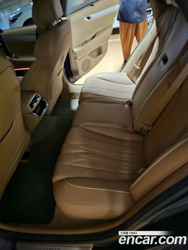 Genesis G80 (RG3) Gasoline 2.5 Turbo 2WD