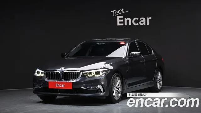 BMW 5 (G30) 520i