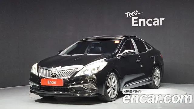 Hyundai Grandeur HG HG240