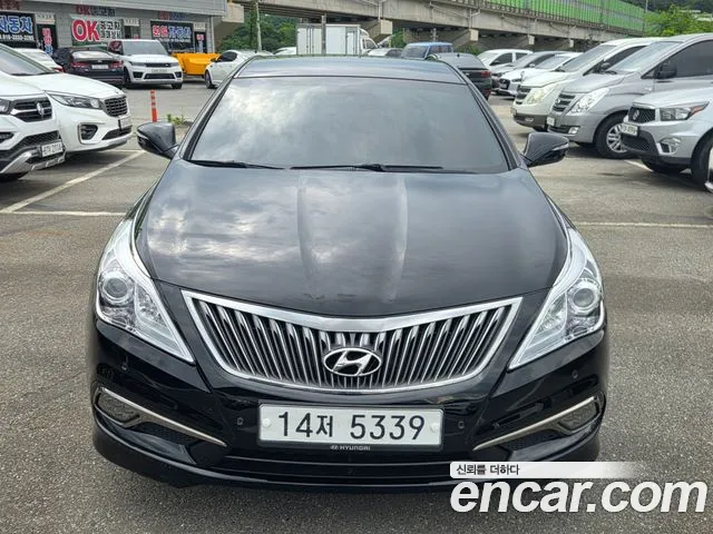 Hyundai Grandeur HG HG240