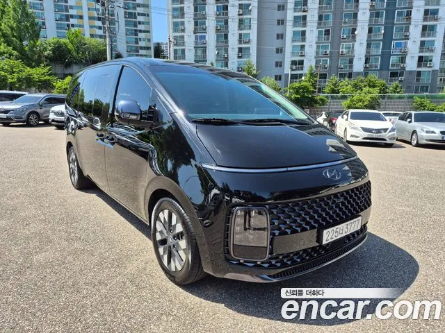 Hyundai Staria 4WD 9 Inspiration