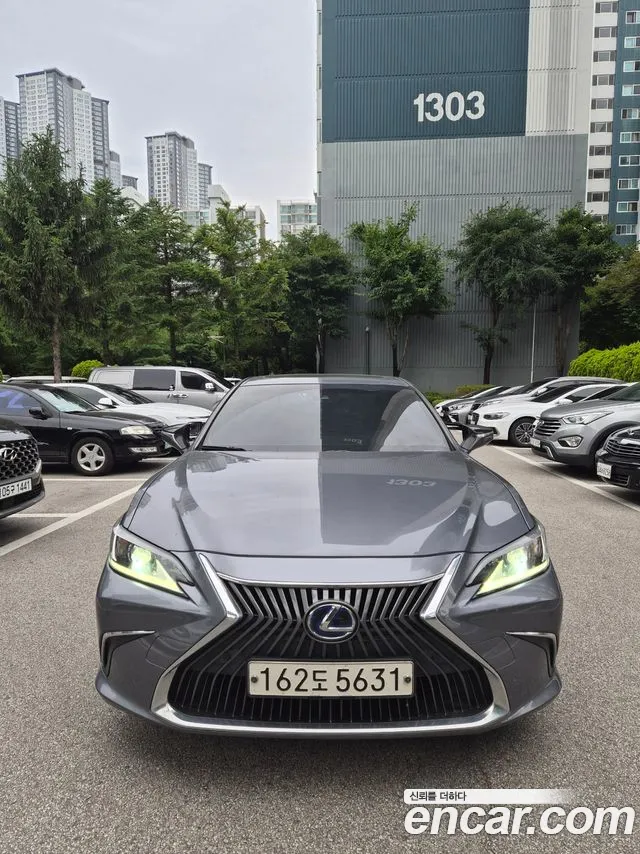 Lexus ES300h 7
