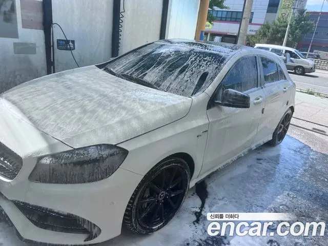 Mercedes-Benz A- W176 A45 AMG 4MATIC