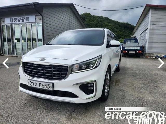 Kia The New Carnival 9 Noblesse