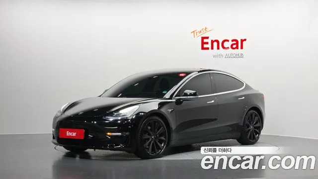 Tesla 3 AWD