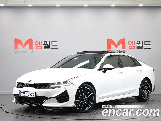 Kia K5 III 1.6 Turbo Signature