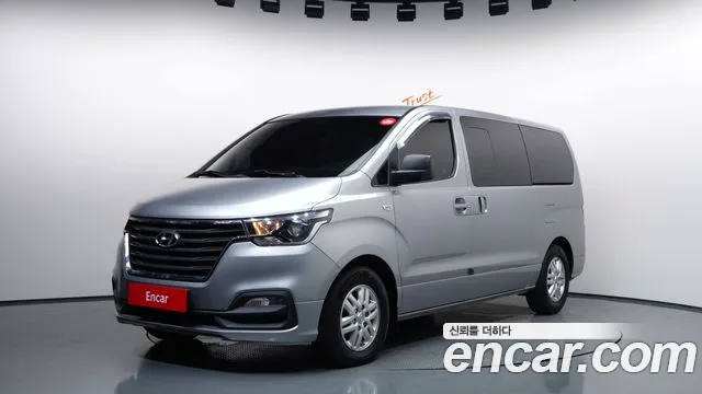 Hyundai The New Grand Starex 5