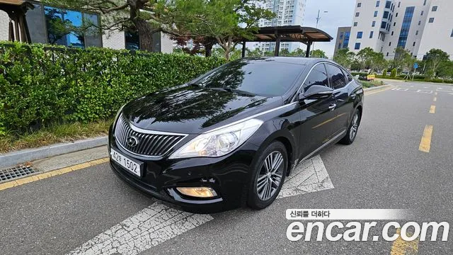 Hyundai Grandeur HG HG240