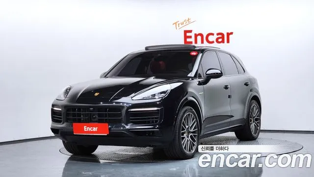Porsche Cayenne (PO536) 3.0 E-Hybrid