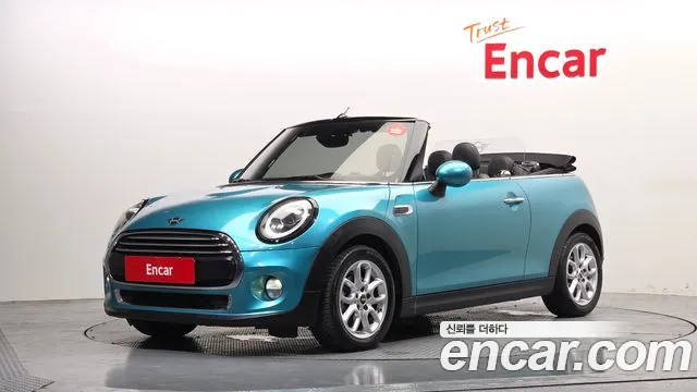 MINI Cooper Base 3