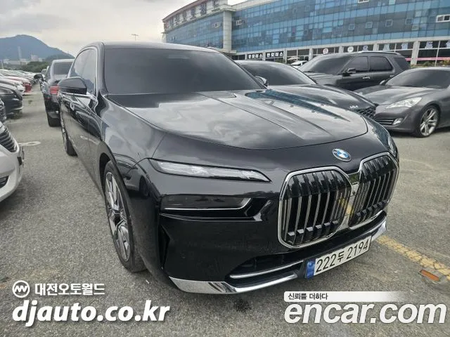 BMW 7 (G70) 740i sDrive