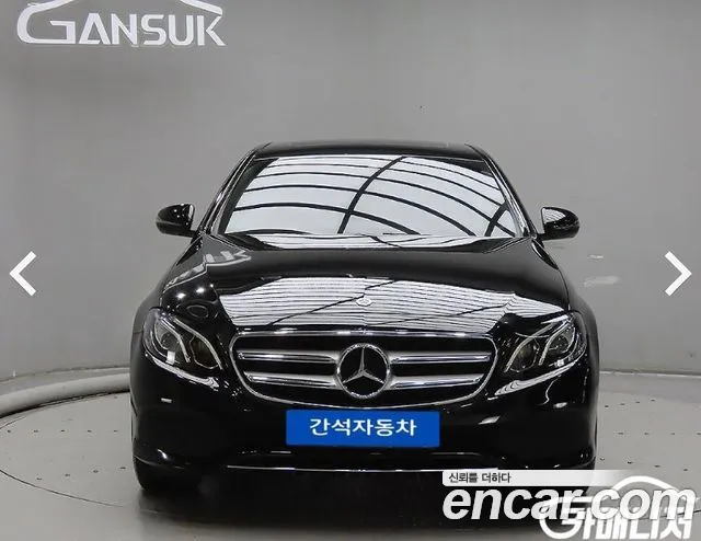 Mercedes-Benz E- W213 E300