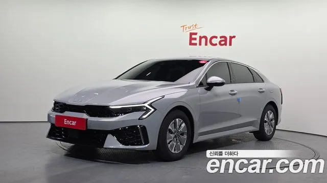 Kia The New K5 Hybrid 3