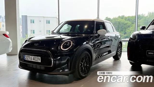 MINI Cooper 5 3