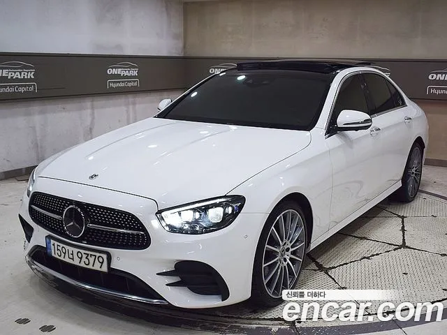 Mercedes-Benz E- W213 E350 4MATIC AMG Line