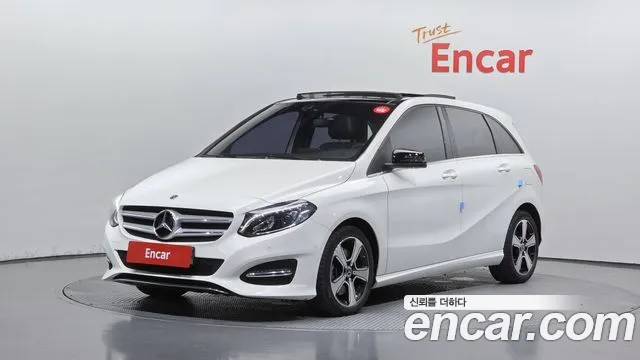 Mercedes-Benz B- W246 B220