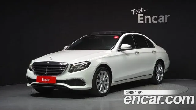Mercedes-Benz E- W213 E300 4MATIC Exclusive