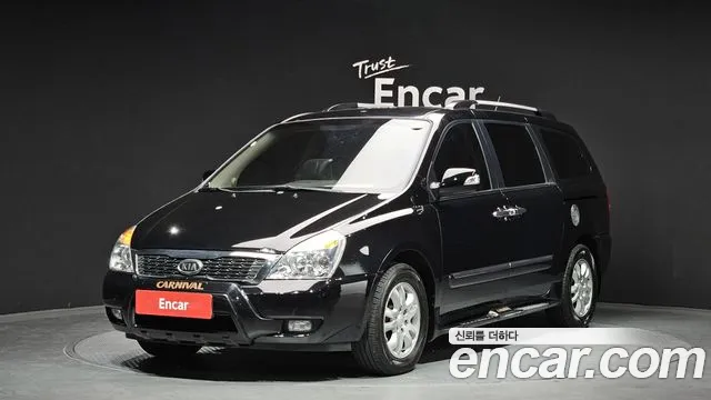 Kia Carnival R Carnival GLX Premium
