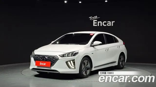 Hyundai The New Hybrid 1.6 HEV Q